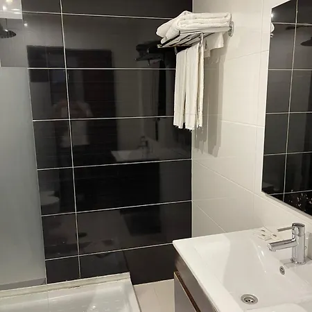 Areosa Hotel *